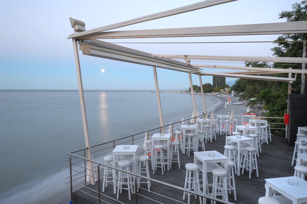 Olympos Beach 普拉卡利特索罗 外观 照片
